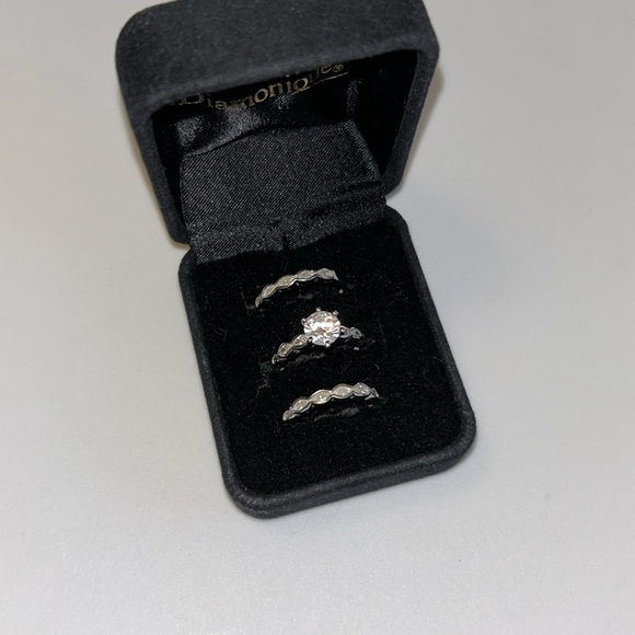 Diamonique 3-Piece Bridal Set size 6 - Picture 13 of 14